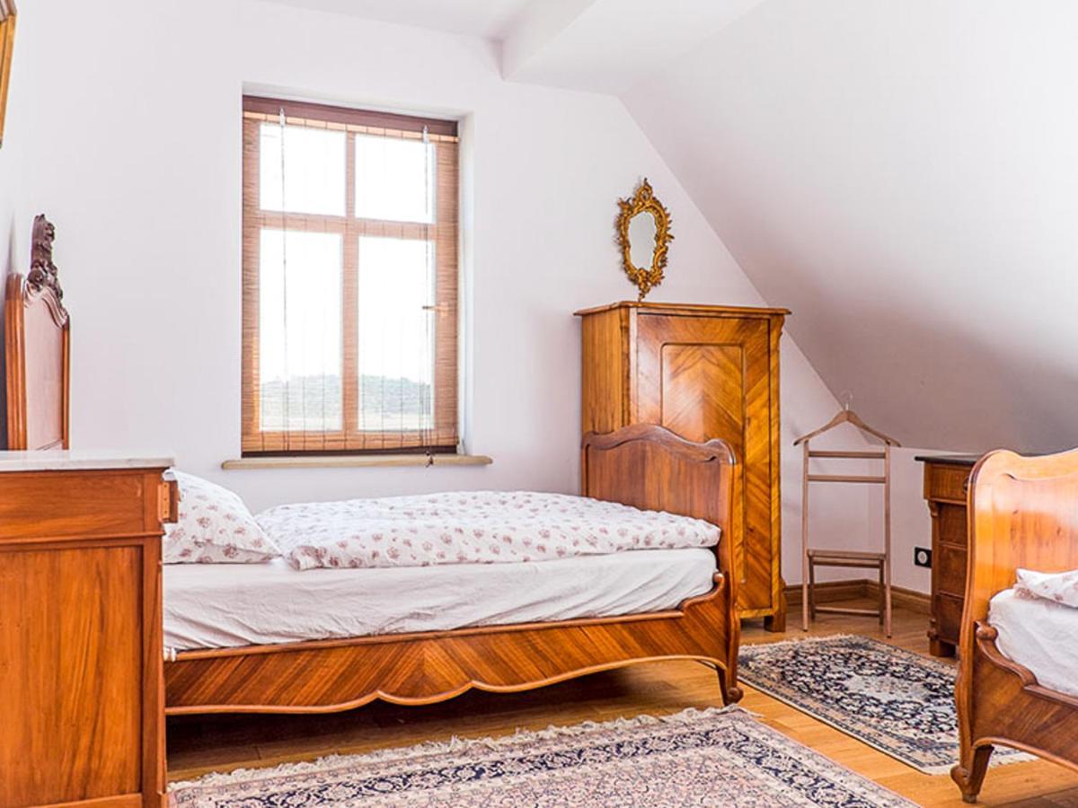 Dwór Gogolewo nad Wartą Ksiaz Wielkopolski Exterior foto