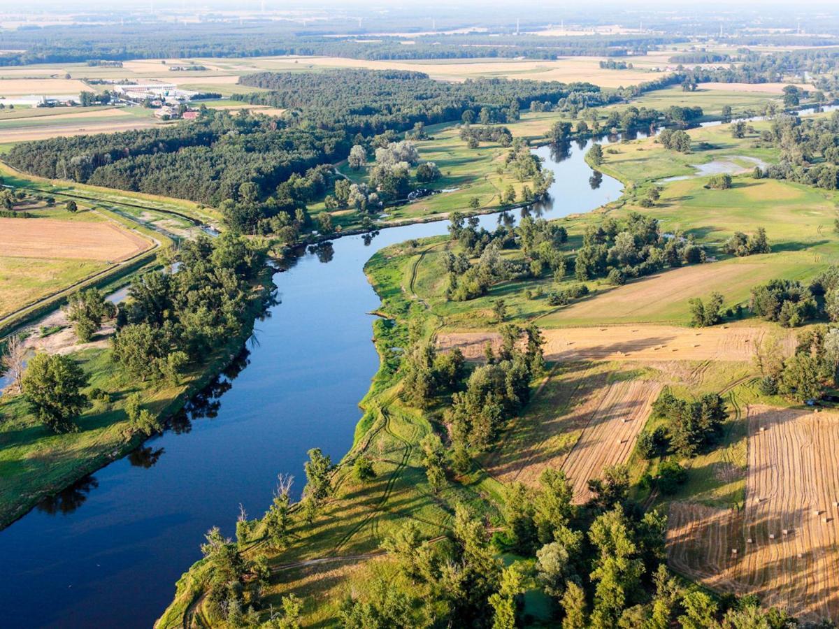 Dwór Gogolewo nad Wartą Ksiaz Wielkopolski Exterior foto