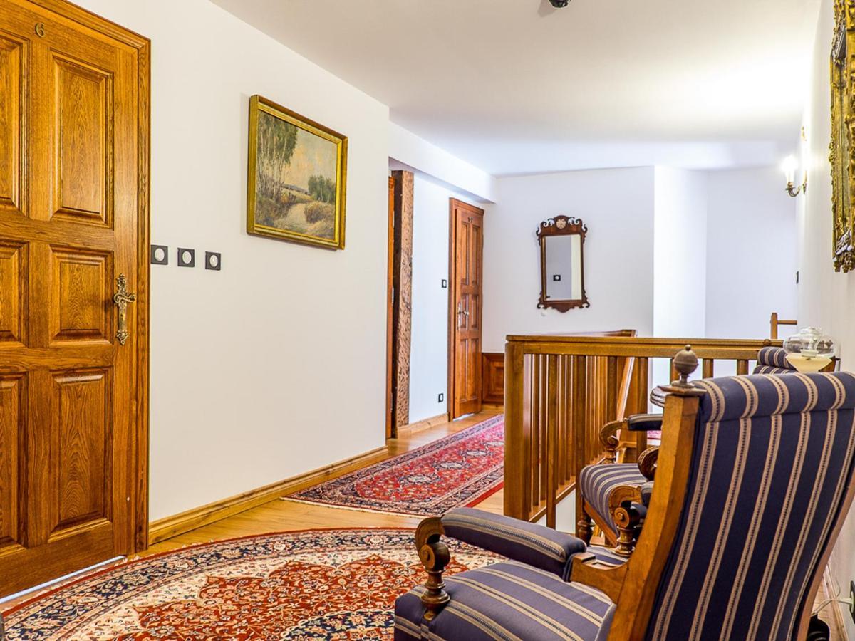 Dwór Gogolewo nad Wartą Ksiaz Wielkopolski Exterior foto