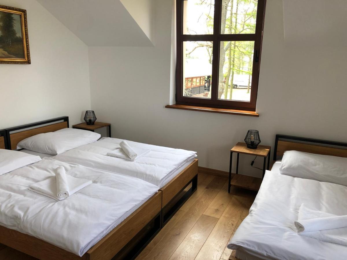 Dwór Gogolewo nad Wartą Ksiaz Wielkopolski Exterior foto