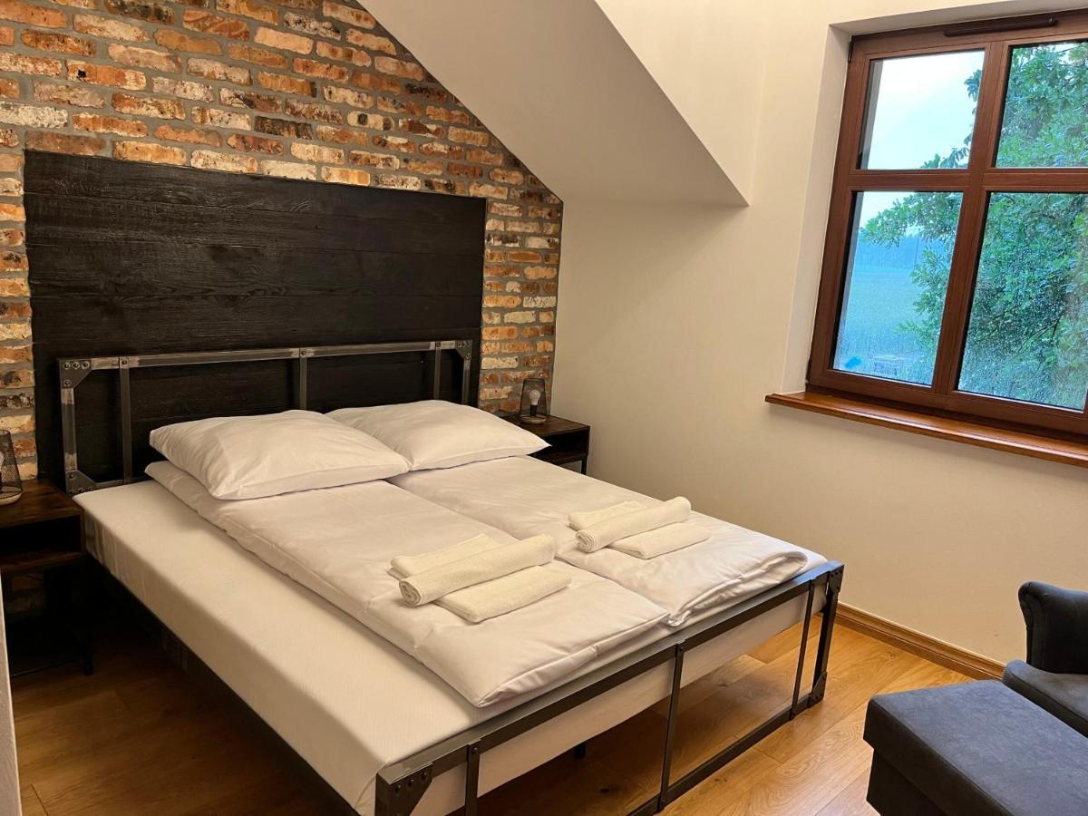 Dwór Gogolewo nad Wartą Ksiaz Wielkopolski Exterior foto