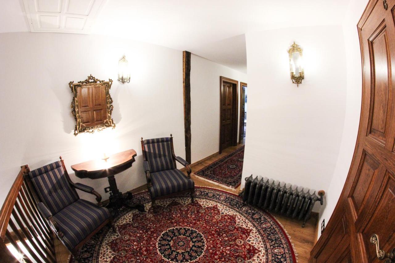 Dwór Gogolewo nad Wartą Ksiaz Wielkopolski Exterior foto