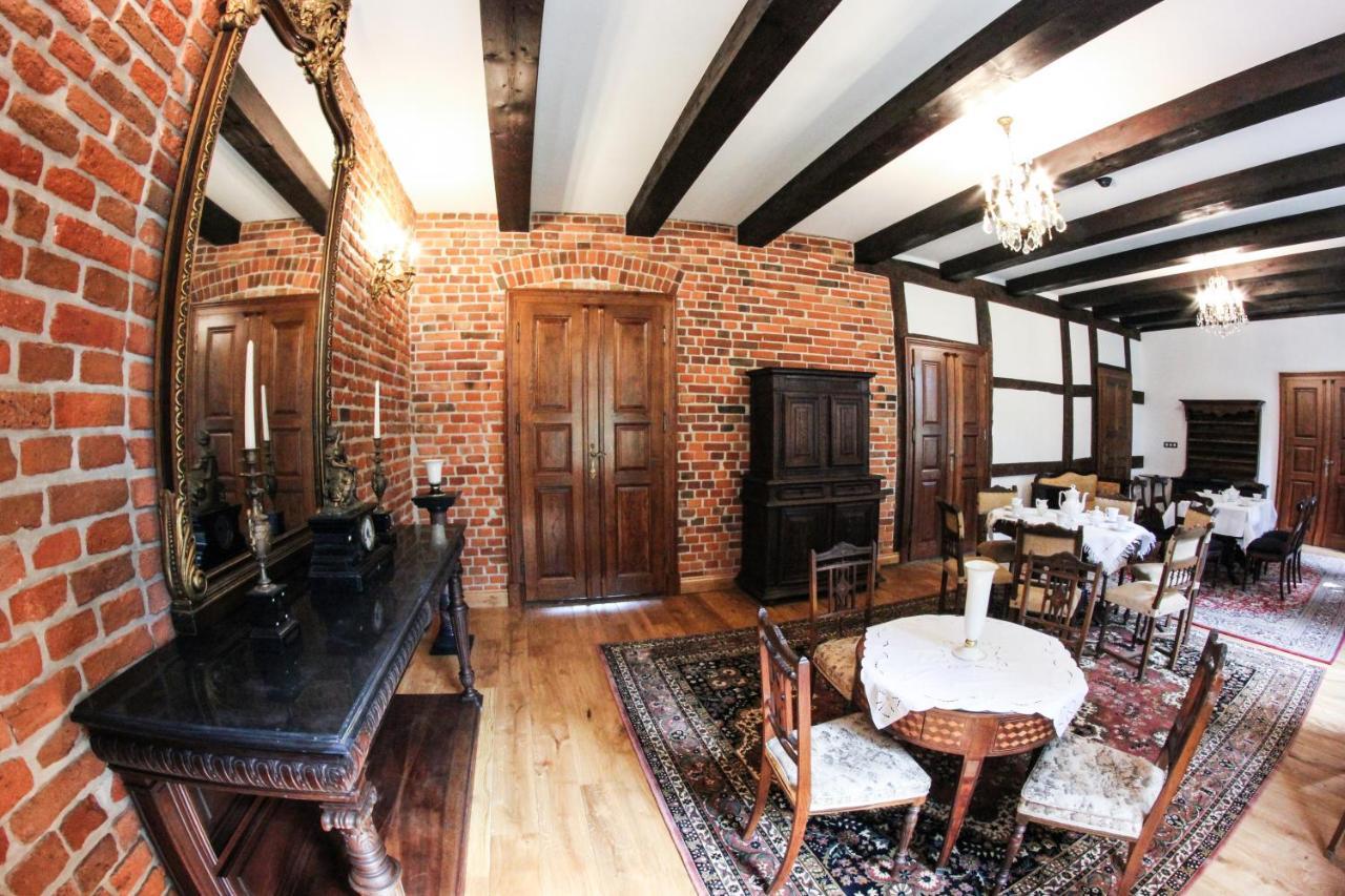Dwór Gogolewo nad Wartą Ksiaz Wielkopolski Exterior foto