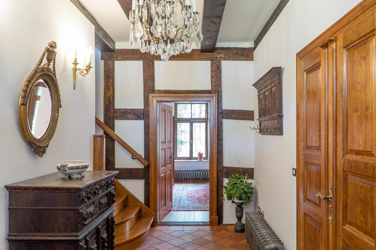 Dwór Gogolewo nad Wartą Ksiaz Wielkopolski Exterior foto